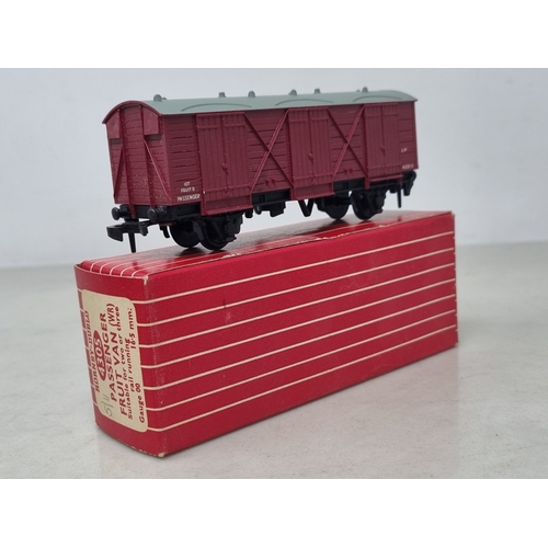 154 - A boxed Hornby Dublo 4323 SR 4-wheel Utility Van and a boxed 4305 BR (WR) Passenger Fruit Van, both ... 