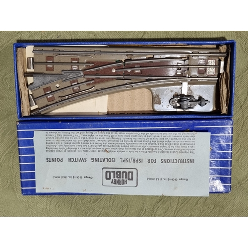 187 - A quantity of boxed Hornby Dublo 3-rail Track and two Wagons including 3x boxes EDB1 Straights, 1x b... 