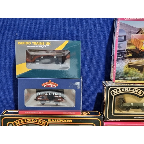 203 - Twelve boxed 00 gauge items of Rolling Stock by Rapido Trains, Bachmann, Airfix, Mainline and Wrenn ... 
