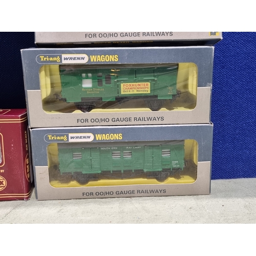 203 - Twelve boxed 00 gauge items of Rolling Stock by Rapido Trains, Bachmann, Airfix, Mainline and Wrenn ... 