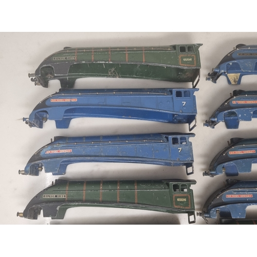 218 - 10x Hornby Dublo A4 Bodies and 5x Chassis, condition varies