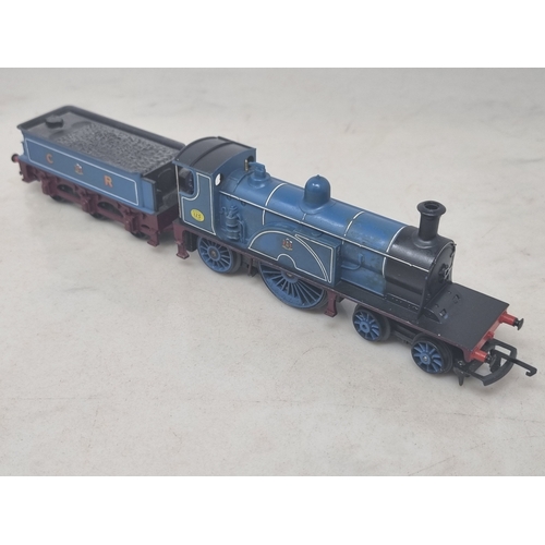 236 - A boxed Triang Railways 00 gauge R533 4-2-2 Caledonian Single Wheel Locomotive with unboxed Tender, ... 