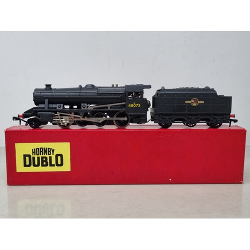 26 - A boxed Hornby Dublo Export 2324 2-8-0 8F Locomotive, unused in mint condition. Box superb, complete... 