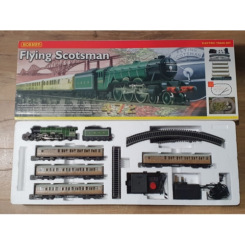 282 - A boxed Hornby 00 gauge R1039 'Flying Scotsman' Train Set, complete, M, box Ex plus