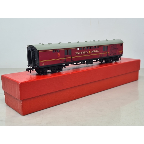 Lot 34        