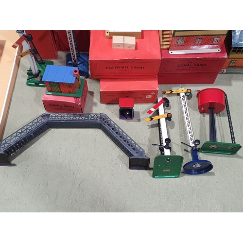 348 - A collection of Hornby 0 gauge Lineside Accessories comprising boxed No.2 Signal Cabin, boxed No.1 L... 