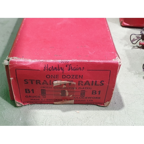 352 - A quantity of Hornby 0 gauge including a clockwork No.501 0-4-0 Locomotive and tender in BR green li... 