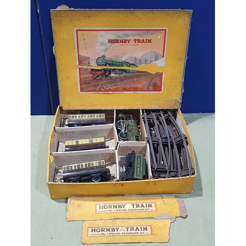 355 - A part boxed Hornby 0 gauge clockwork GWR No.1 Special Passenger Set with 0-4-0 Locomotive and tende... 