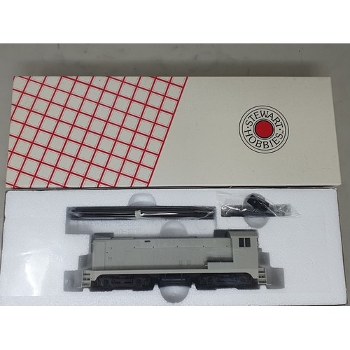 359 - Two boxed Stewart Hobbies H0 scale American Outline undecorated Locomotives comprising 4702 Baldwin ... 