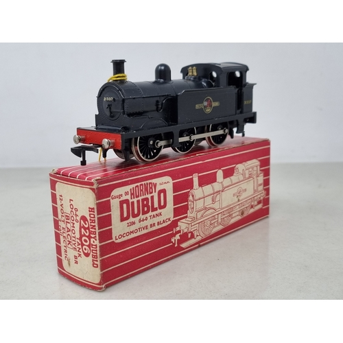 38 - A boxed Hornby Dublo 2206 black 0-6-0T Locomotive, M showing no signs of use. Late production versio... 