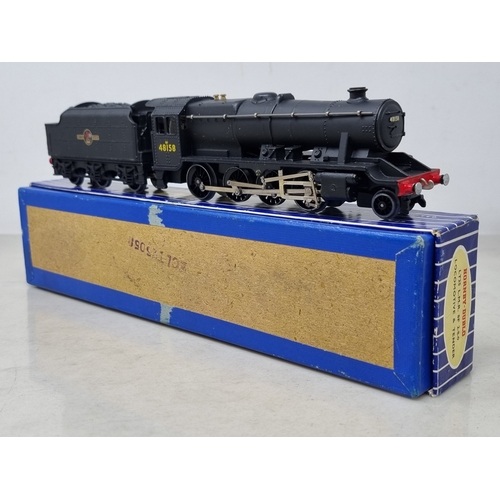 53 - A boxed Hornby Dublo LT25 2-8-0 8F, M, has been lightly run, box Nr perfect. Complete with instructi... 
