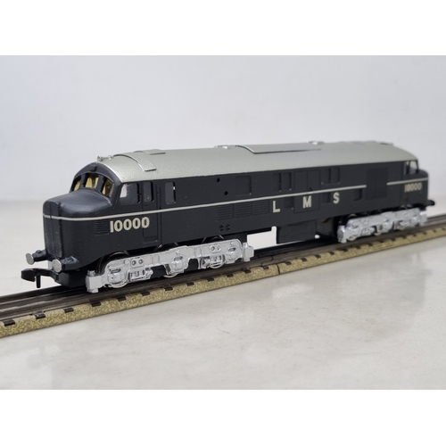 62 - A boxed Classic Collections Limited Edition C12 LMS 10,000 diesel Locomotive, M, box Nr perfect with... 