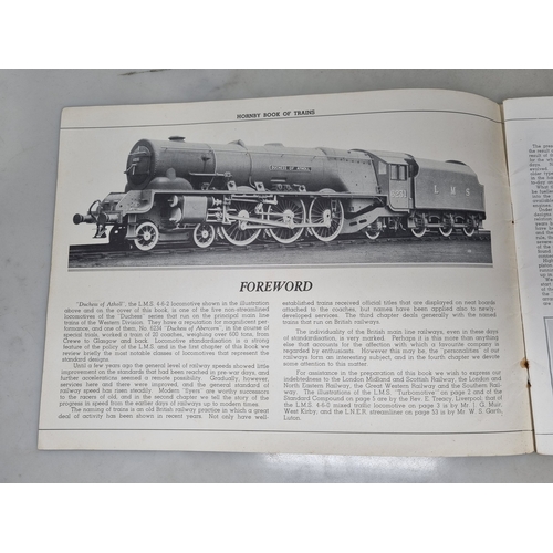 75 - A 1939-40 Hornby Book of Trains, superb example, shop stamp to rear for 'J.R. Norris, Nottingham'