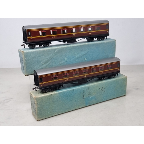 87 - A pair of boxed Hornby Dublo D3 LMS 1/3rd Coaches, M, boxes Nr perfect 6/49