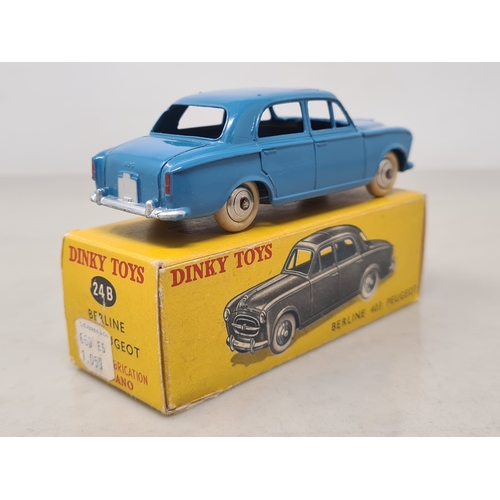 423 - A boxed French Dinky Toys No.24B blue Peugeot 403, M, box Nr perfect