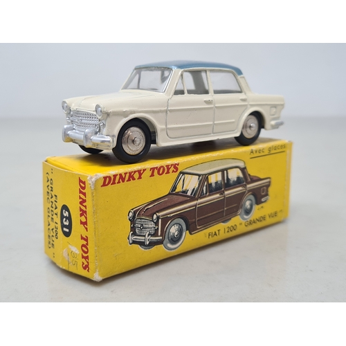 425 - A boxed French Dinky Toys No.531 blue and cream Fiat 1200 Grand Vue, Nr M, box Ex