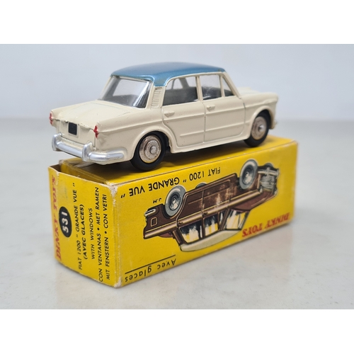 425 - A boxed French Dinky Toys No.531 blue and cream Fiat 1200 Grand Vue, Nr M, box Ex