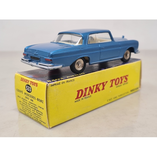 461 - A boxed French Dinky Toys No.533 blue Mercedes Benz 300SE, Nr M, box Ex plus