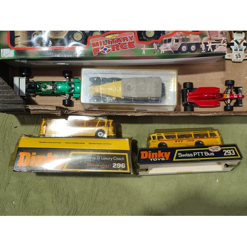 489 - A tray of Diecast Models including boxed Dinky Toys No.296 Duple Viceroy Luxury Coach, boxed No.293 ... 