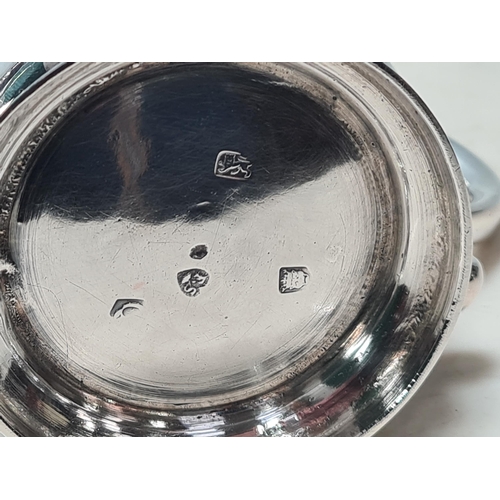 106 - A George II silver Mug with scroll handle, London 1731, maker: Francis Spilsbury, 195gms