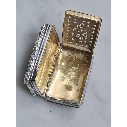 116 - A George III silver Vinaigrette with seaweed engraving, Birmingham 1803, maker: T & W
