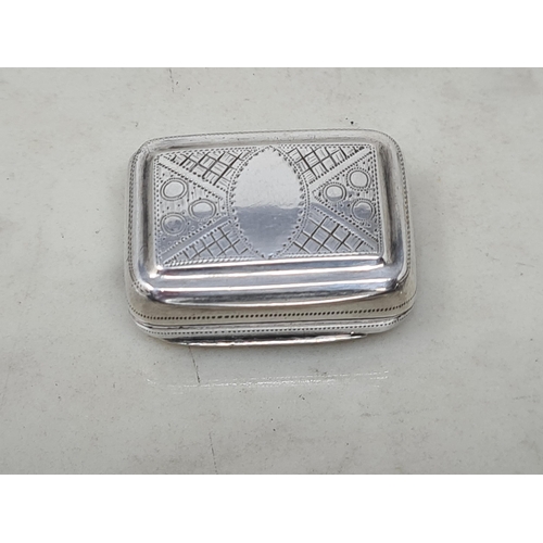 118 - A George III small silver Vinaigrette with engraving and cartouche, Birmingham 1810, maker: S & S