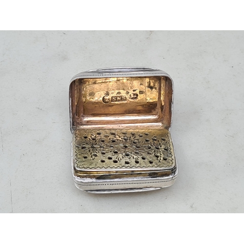 118 - A George III small silver Vinaigrette with engraving and cartouche, Birmingham 1810, maker: S & S