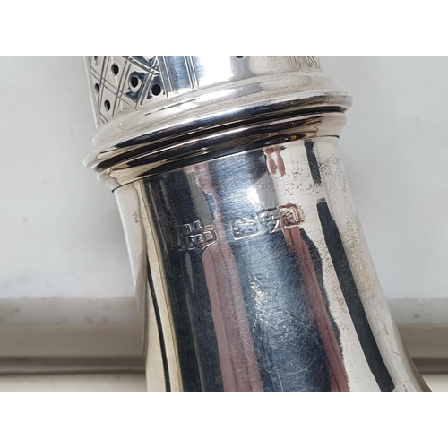 85 - A George V silver Sugar Caster, Chester 1926, 80gms