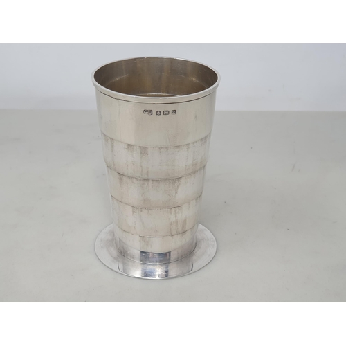 90 - A George V silver collapsible Beaker, Birmingham 1924, in case, 90gms