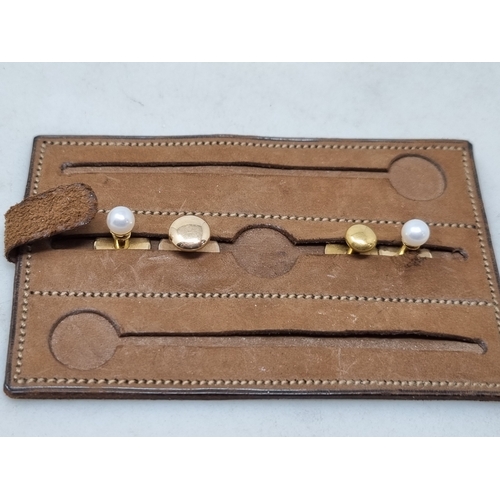 89 - Two pair of Studs, one plain, one set pearls, 5.2gms