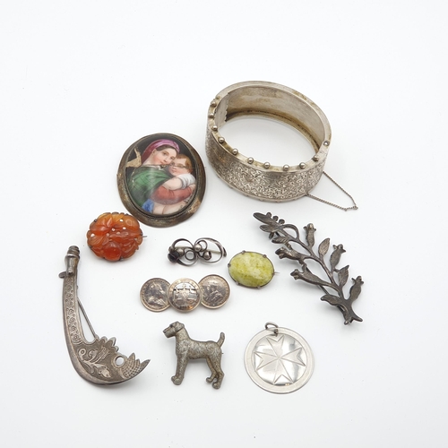 263 - A hinged Bangle with engraving to front marked Sterling silver, Coin Brooch, Agate Brooch, ceramic B... 