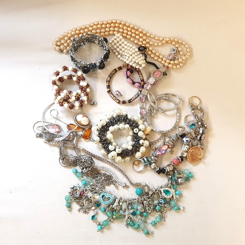 283 - A collection of Costume Jewellery