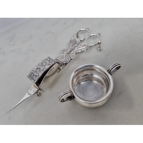 62 - A George V silver two handled  Pot, London 1911,and a pair of plated Hobday patent Candle Snuffers w... 