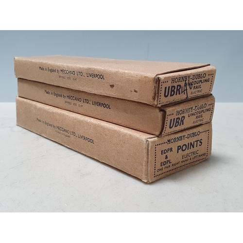3x beige boxes of Hornby Dublo 11/47 3-rail Track, unused, instructions ...