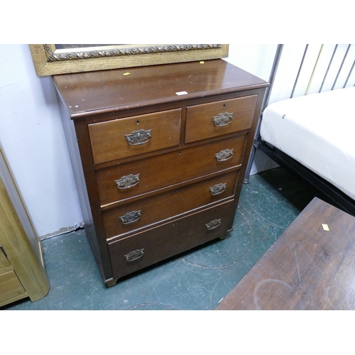 522 - 2/3 chest of drawers