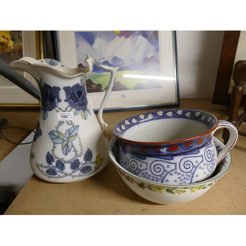 192 - Losol Ware Sark Art Nouveau pattern wash jug, mismatched basin and chamber pot