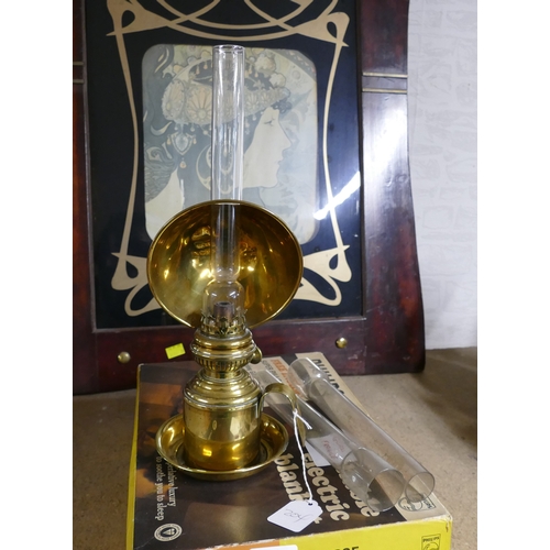 204 - Brass handheld oil lamp and box of spare glass chimneys