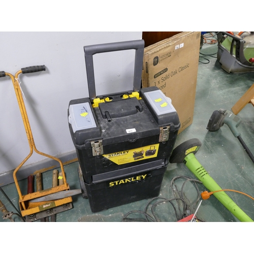 411 - Stanley double toolbox