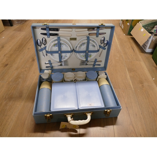 71 - Vintage blue Brexton picnic hamper with contents