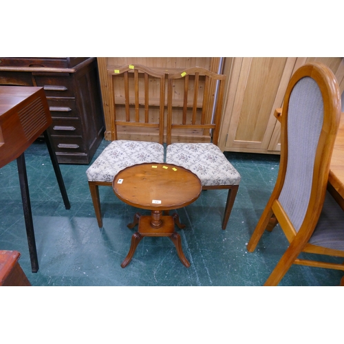 570 - Pair of Edwardian dining chairs, occasional table