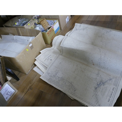 259 - Quantity of nautical and other maps