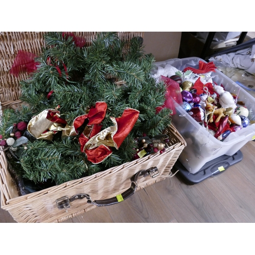 261 - Wicker hamper and box of wreaths and Christmas ornaments