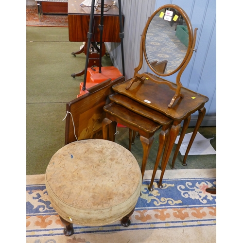 532 - Burred nest of three tables, footstool, swing toilet mirror and marquetry inlaid picture