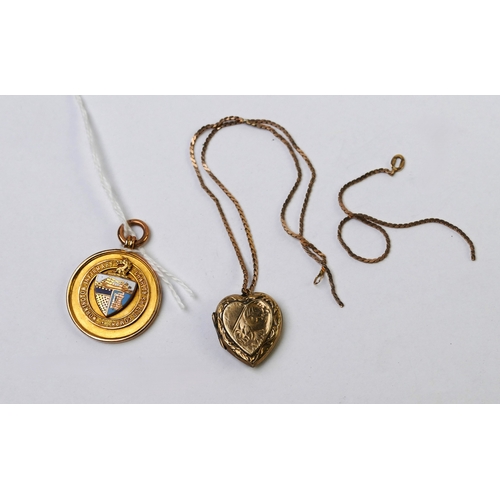 351 - Gold pendant for Workington Infirmary dated 1927 and gold locket, 11.1 grams