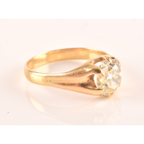 42 - An 18ct yellow gold solitaire diamond ring, set with an old cushion-cut diamond of approximately 2.7... 