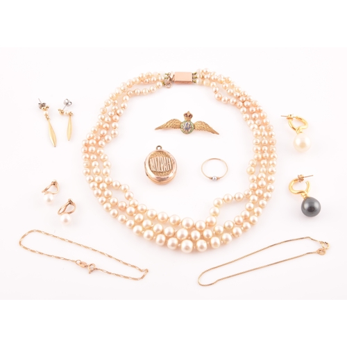 95 - A faux pearl necklace with 9ct yellow gold clasp, together with a pair of yellow metal and pearl cli... 