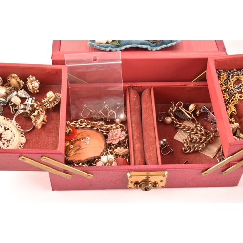 96 - A group of costume jewellery items to include various paste necklaces, coral beaded pieces, various ... 