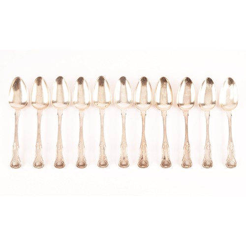 185 - A set of 11 George IV Scottish silver dessert spoons, King's pattern, hallmarked Edinburgh 1822 (6) ... 