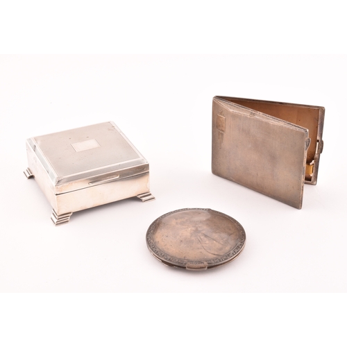 191 - A group of three silver items, comprising a silver engine turned box, hallmarked Birmingham 1965; an... 