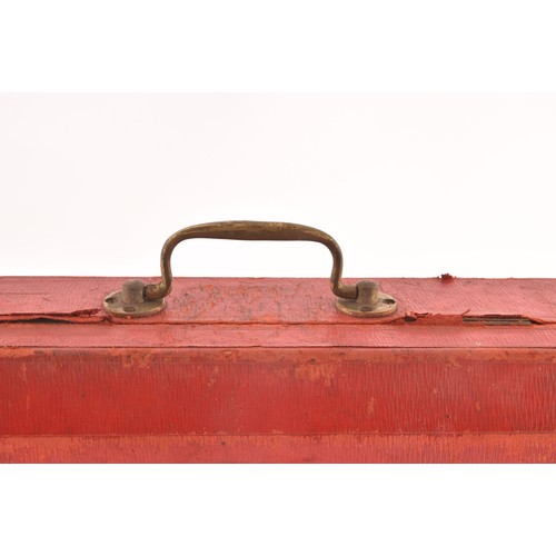 296 - A George VI red leather ministerial despatch box the lid embossed in gilt letters 'MINISTER OF FUEL ... 